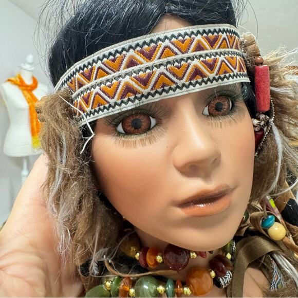 Native American Porcelain Doll Collectible WA Quinalt Indian Tribe Souvenir - Picture 4 of 13